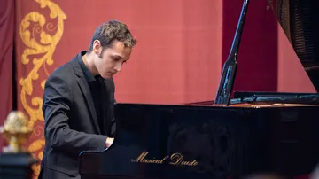 Portada del concierto El piano ayer y hoy